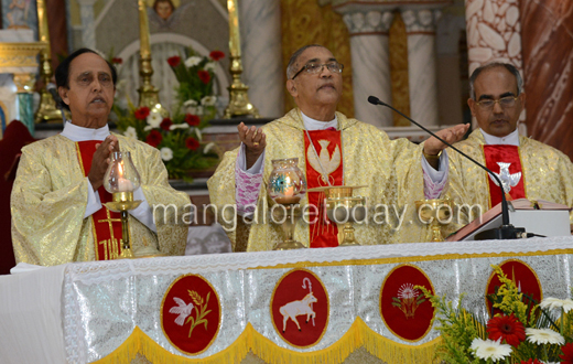 40th Mass Marriage at Rosario